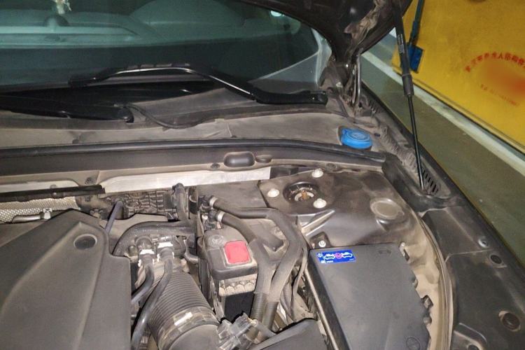 Used Volvo S90 2023 B5 Zhiyuan Luxury Edition Engine Bay Left