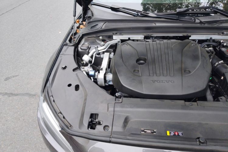 Used Volvo S90 2023 B5 Zhiyuan Luxury Edition Engine Bay Right