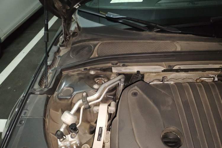 Used Volvo S90 2023 B5 Zhiyuan Luxury Edition Engine Bay Right