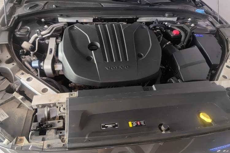 Used Volvo S90 2023 B5 Zhiyuan Luxury Edition Engine Bay