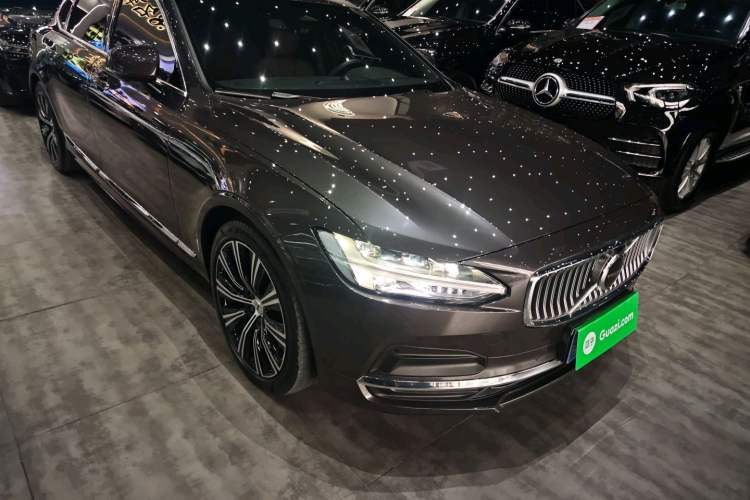 Used Volvo S90 2023 B5 Zhiyuan Luxury Edition Exterior 2