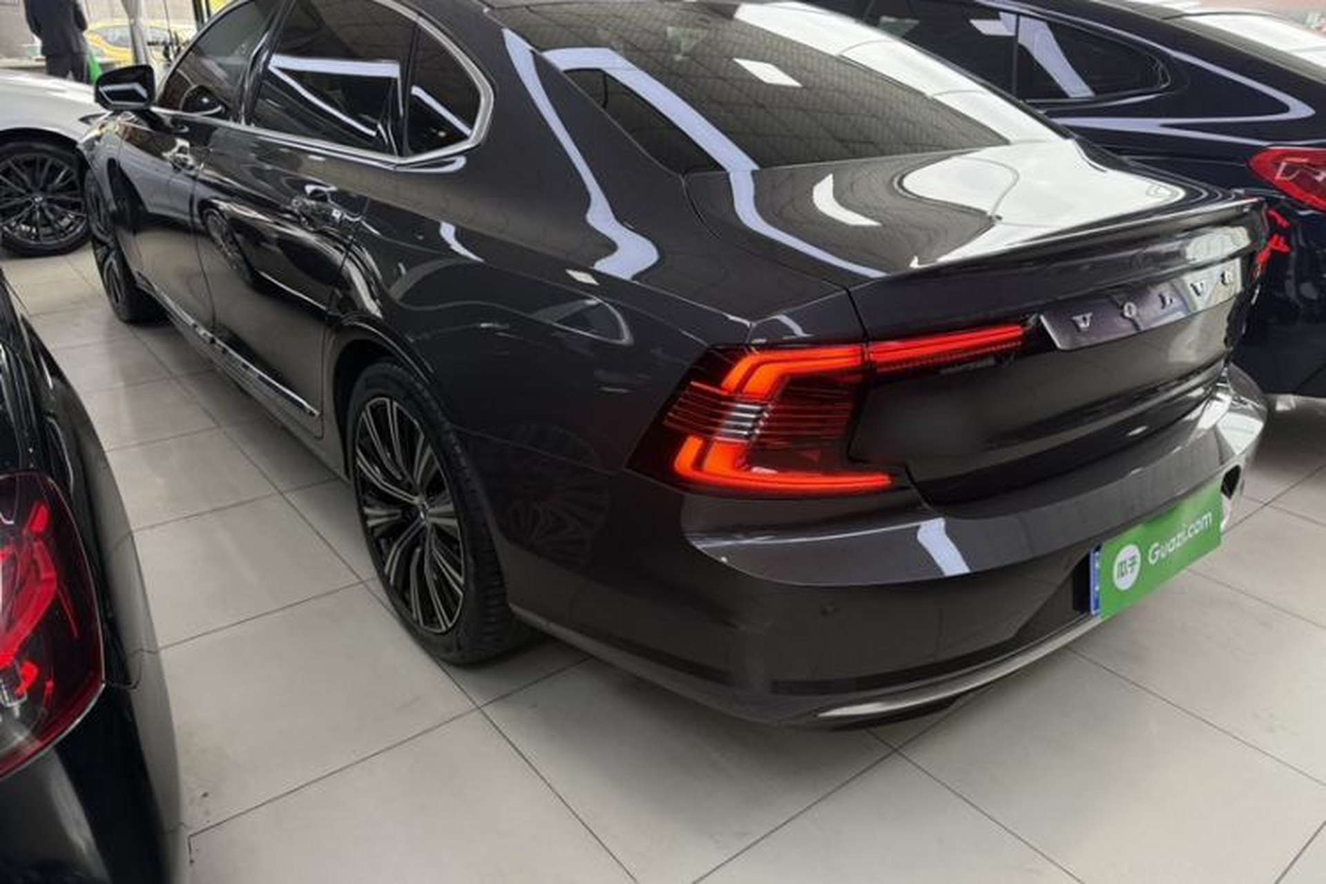 Used Volvo S90 2023 B5 Zhiyuan Luxury Edition Exterior 2