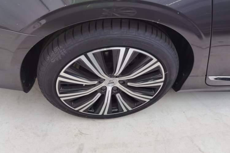 Used Volvo S90 2023 B5 Zhiyuan Luxury Edition Exterior 4