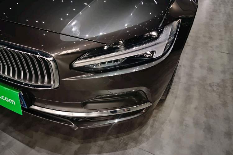 Used Volvo S90 2023 B5 Zhiyuan Luxury Edition Exterior 5