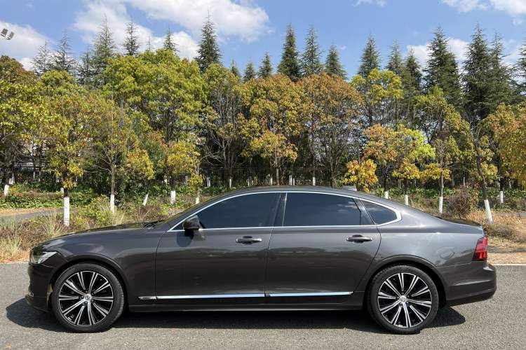 Used Volvo S90 2023 B5 Zhiyuan Luxury Edition Exterior 7