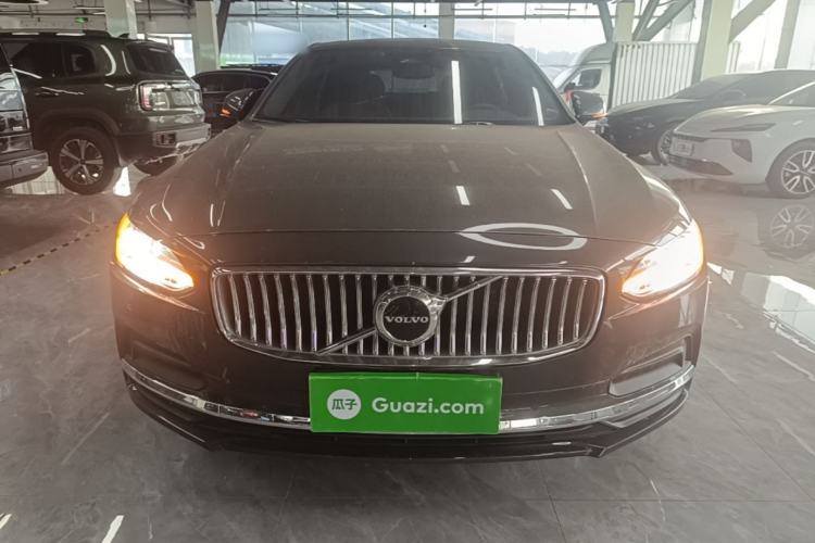 Used Volvo S90 2023 B5 Zhiyi Luxury Edition Front