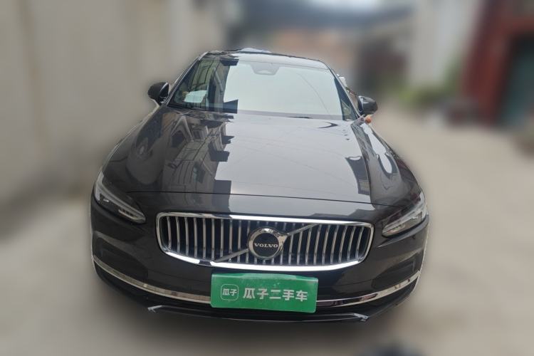 Used Volvo S90 2023 B5 Zhiyuan Luxury Edition Front