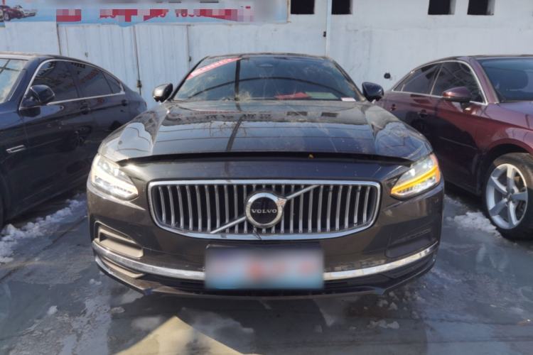 Used Volvo S90 2023 B5 Zhiyuan Luxury Edition Front