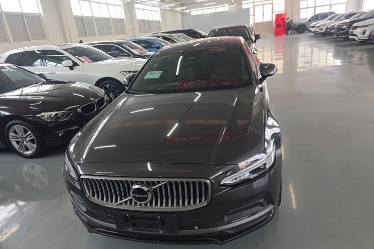 Used Volvo S90 2023 B5 Zhiyuan Luxury Edition Front