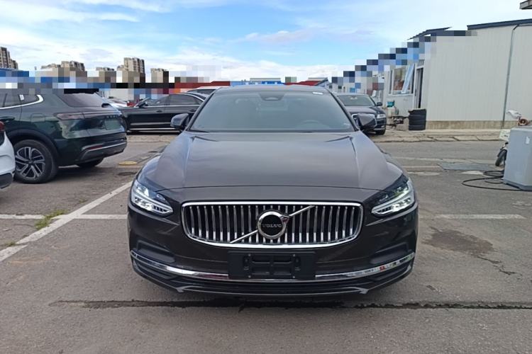 Used Volvo S90 2023 B5 Zhiyuan Luxury Edition Front
