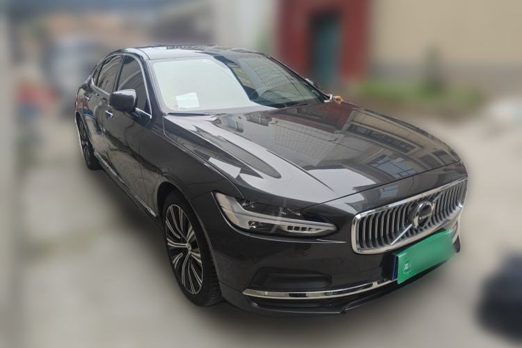 Used Volvo S90 2023 B5 Zhiyuan Luxury Edition Front Right 45 Deg