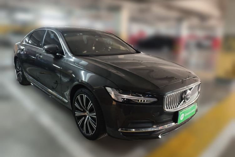 Used Volvo S90 2023 B5 Zhiyuan Luxury Edition Front Right 45 Deg