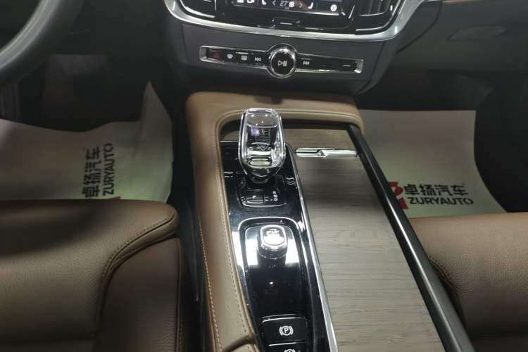 Used Volvo S90 2023 B5 Zhiyuan Luxury Edition Gear Lever