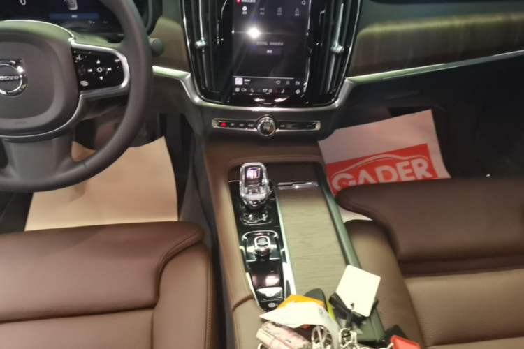 Used Volvo S90 2023 B5 Zhiyuan Luxury Edition Gear Lever