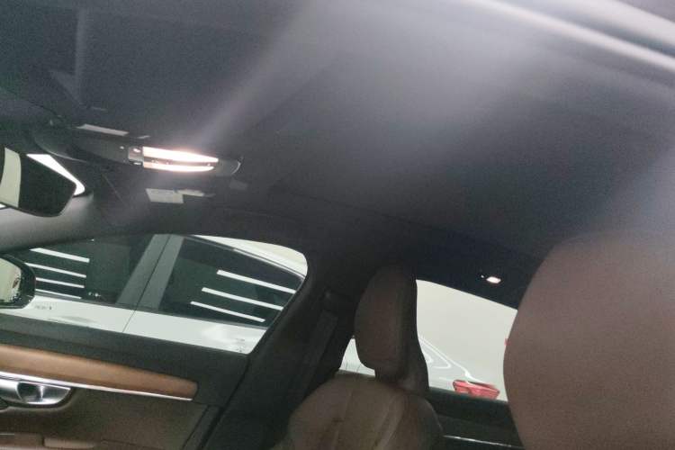 Used Volvo S90 2023 B5 Zhiyi Luxury Edition Headliner