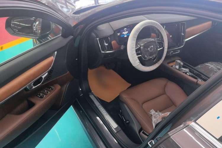 Used Volvo S90 2023 B5 Zhiyi Luxury Edition Interior 2