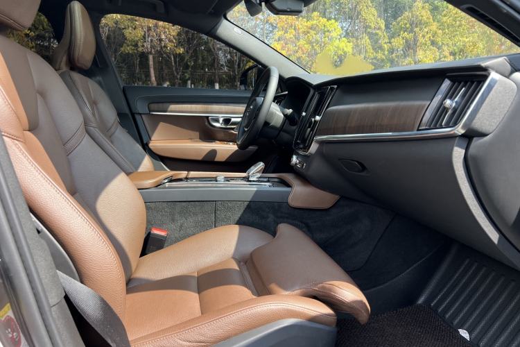 Used Volvo S90 2023 B5 Zhiyuan Luxury Edition Interior 5