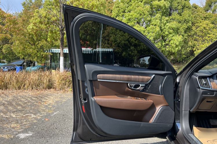 Used Volvo S90 2023 B5 Zhiyuan Luxury Edition Interior 7