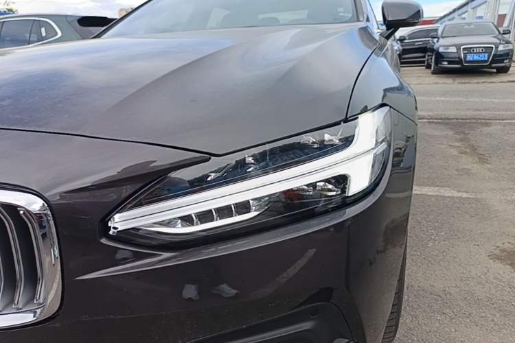 Used Volvo S90 2023 B5 Zhiyuan Luxury Edition Left Front Headlight