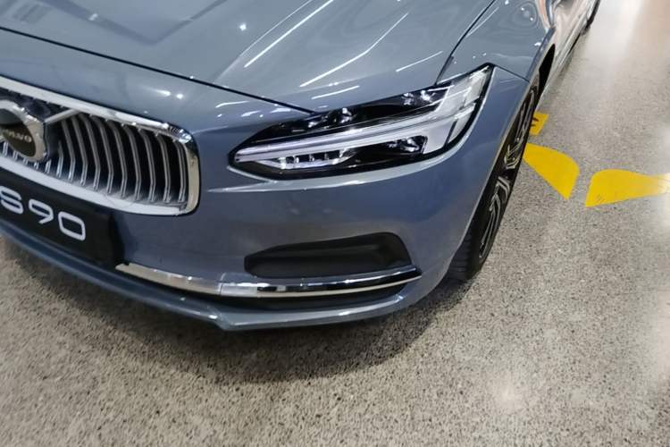 Used Volvo S90 2023 B5 Zhiyuan Luxury Edition Left Front Headlight