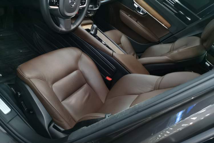 Used Volvo S90 2023 B5 Zhiyi Luxury Edition Left Front Seat