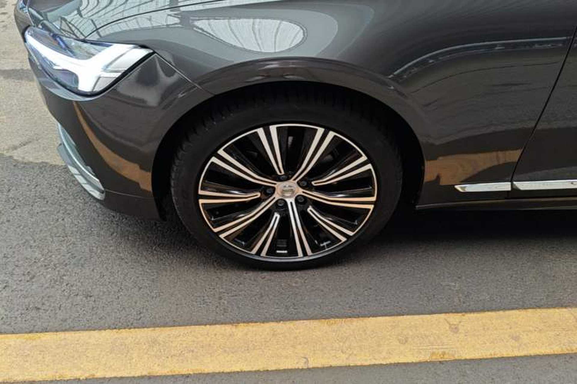 Used Volvo S90 2023 B5 Zhiyuan Luxury Edition Left Front Wheel Hub