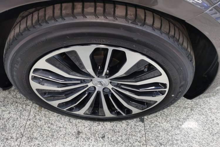 Used Volvo S90 2023 B5 Zhiyi Luxury Edition Left Front Wheel Hub