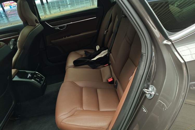 Used Volvo S90 2023 B5 Zhiyuan Luxury Edition Left Rear Seat