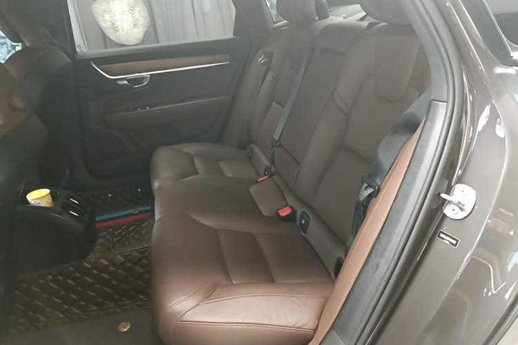 Used Volvo S90 2023 B5 Zhiyi Luxury Edition Left Rear Seat