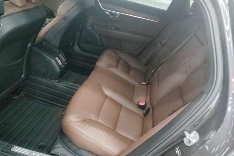 Used Volvo S90 2023 B5 Zhiyi Luxury Edition Left Rear Seat