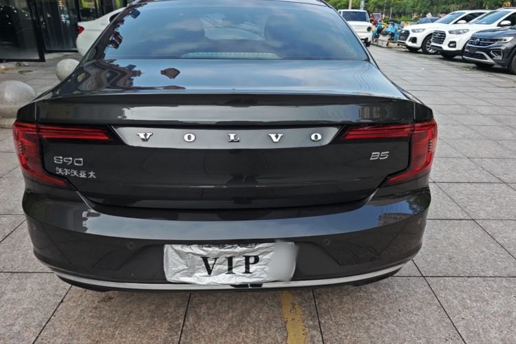 Used Volvo S90 2023 B5 Zhiyi Luxury Edition Rear