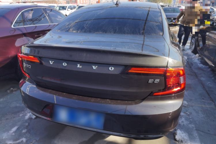 Used Volvo S90 2023 B5 Zhiyuan Luxury Edition Rear