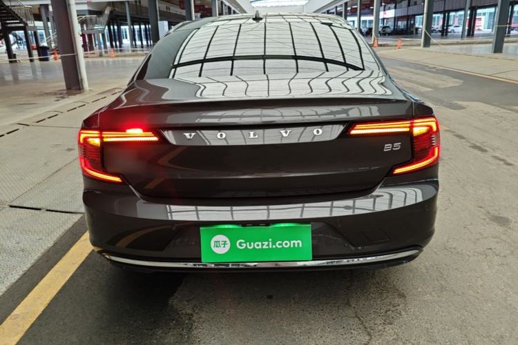 Used Volvo S90 2023 B5 Zhiyuan Luxury Edition Rear
