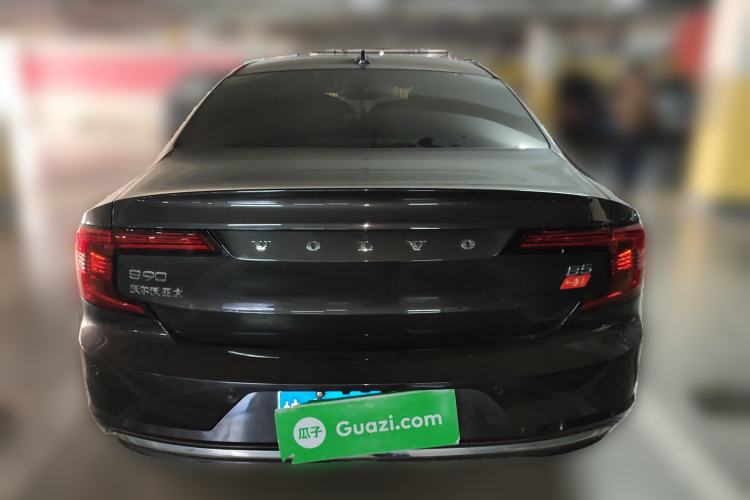 Used Volvo S90 2023 B5 Zhiyuan Luxury Edition Rear