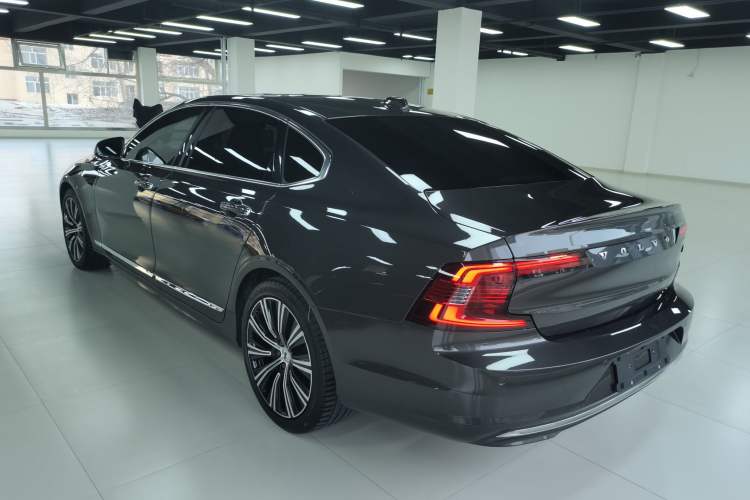 Used Volvo S90 2023 B5 Zhiyuan Luxury Edition Rear Left 45 Deg