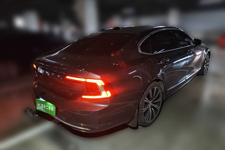 Used Volvo S90 2023 B5 Zhiyuan Luxury Edition Rear Right 45 Deg