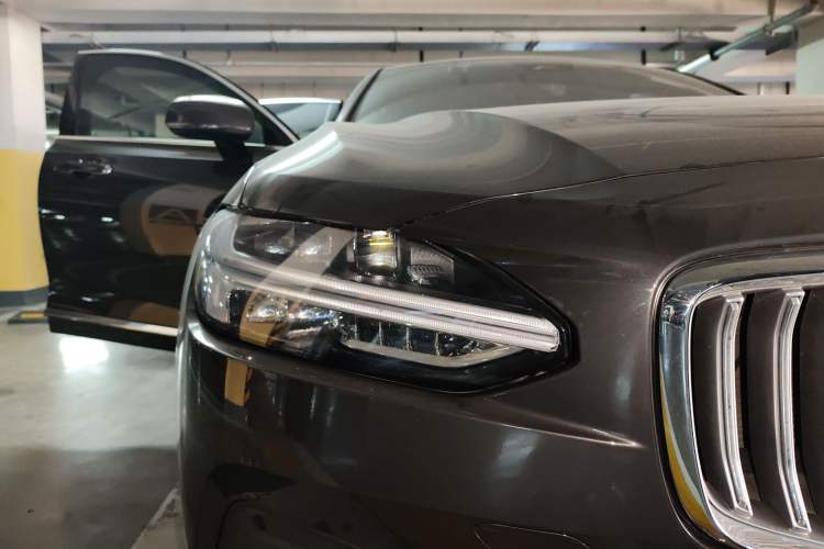 Used Volvo S90 2023 B5 Zhiyuan Luxury Edition Right Front Headlight