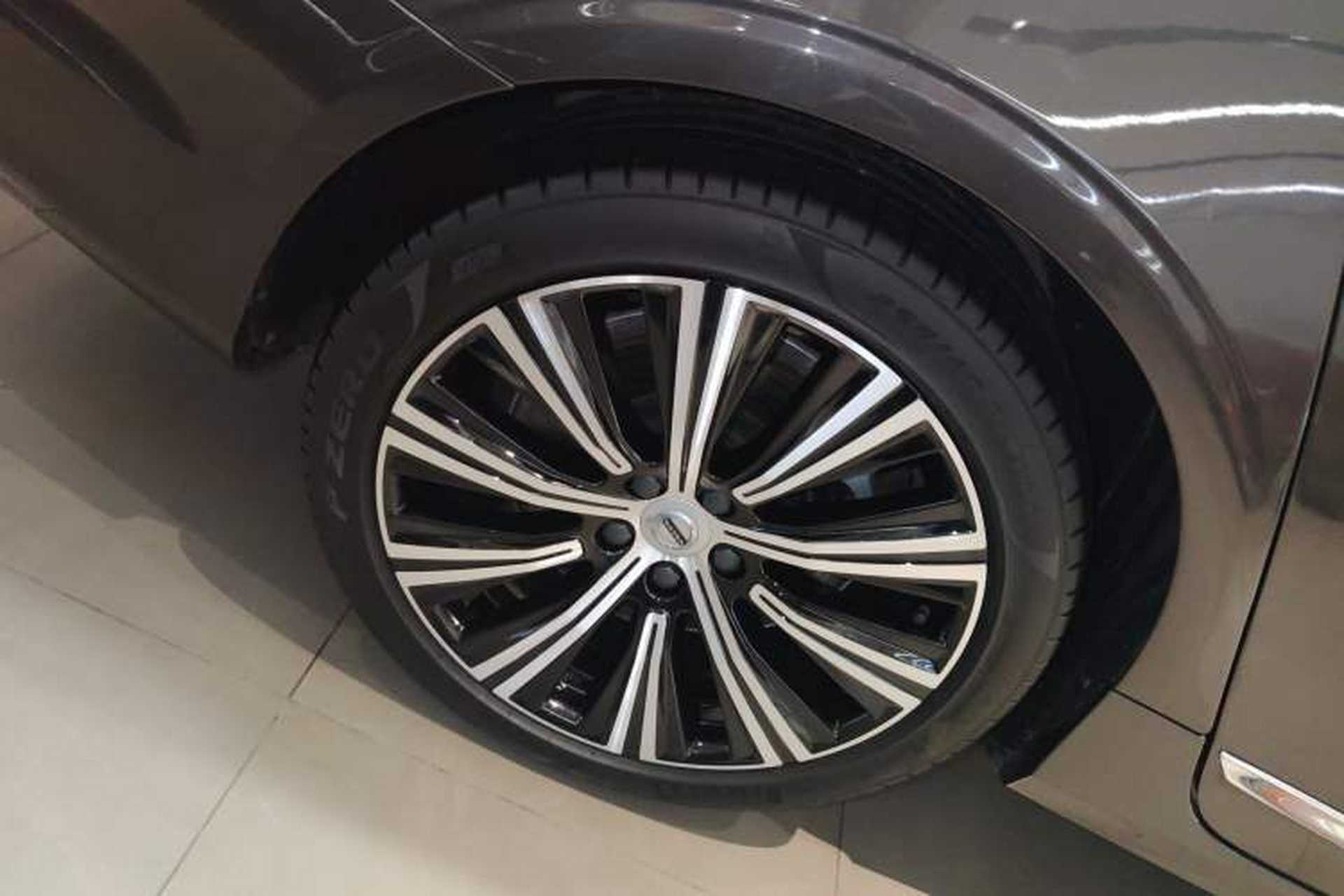 Used Volvo S90 2023 B5 Zhiyuan Luxury Edition Right Rear Wheel Hub