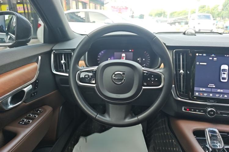 Used Volvo S90 2023 B5 Zhiyi Luxury Edition Steering Wheel