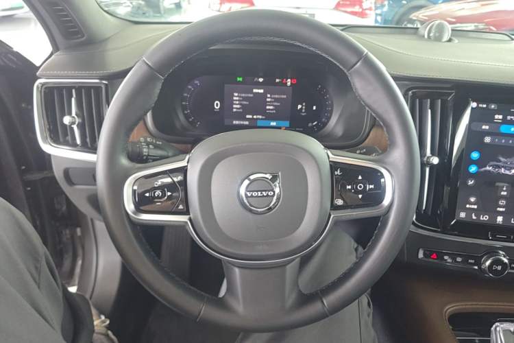 Used Volvo S90 2023 B5 Zhiyuan Luxury Edition Steering Wheel