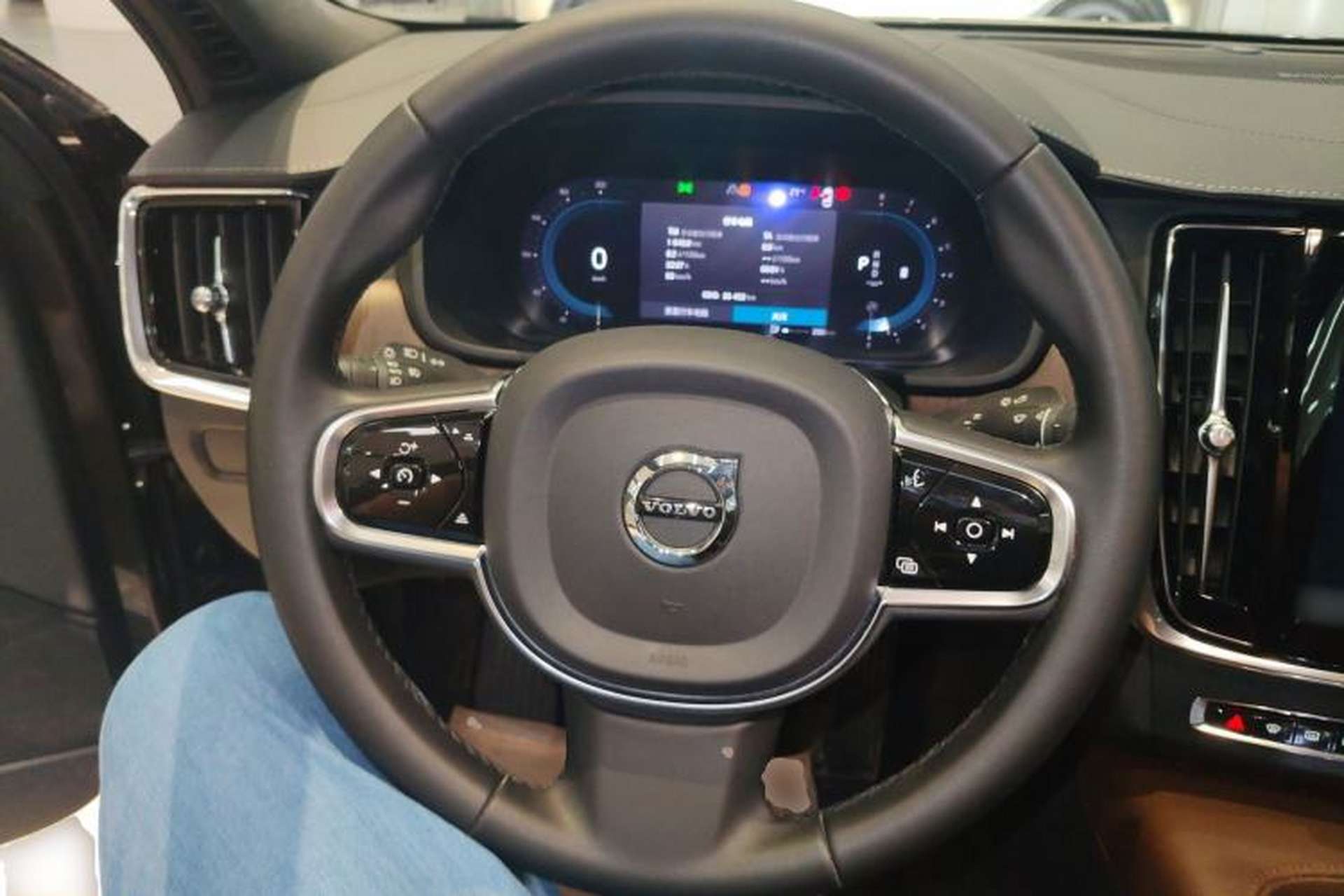 Used Volvo S90 2023 B5 Zhiyuan Luxury Edition Steering Wheel