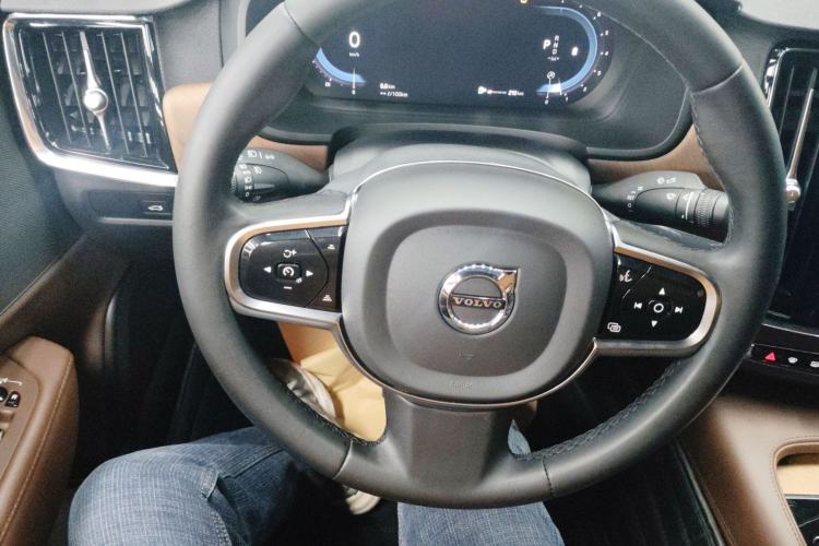 Used Volvo S90 2023 B5 Zhiyi Luxury Edition Steering Wheel