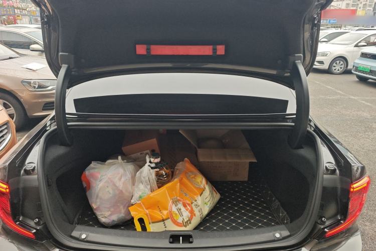 Used Volvo S90 2023 B5 Zhiyuan Luxury Edition Trunk