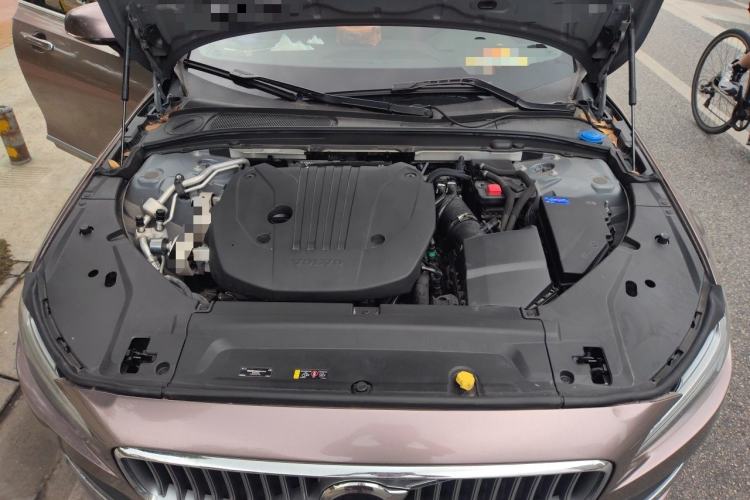 Used Volvo S90 2023 B5 Zhiyuan Luxury Edition Engine Bay