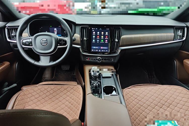 Used Volvo S90 2023 B5 Zhiyuan Luxury Edition Center Console