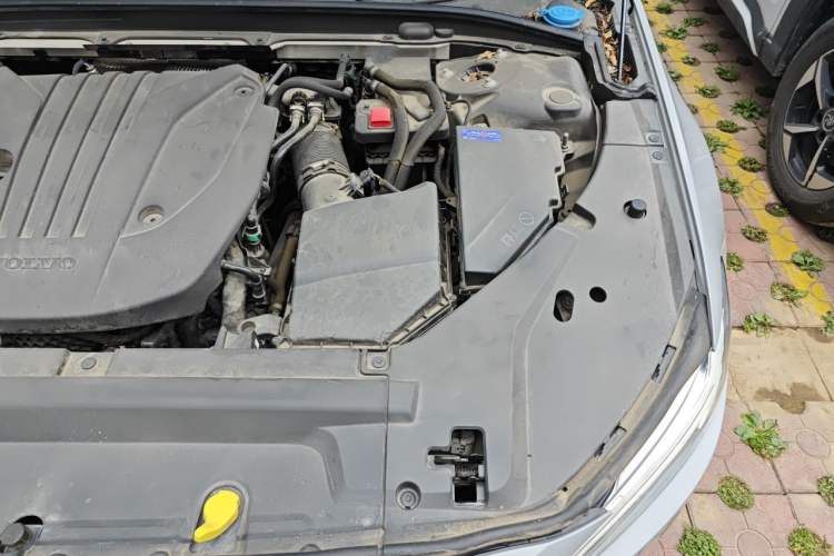 Used Volvo S90 2023 B5 Zhiyuan Luxury Edition Engine Bay Left