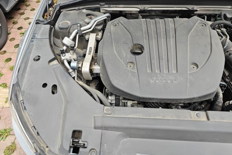 Used Volvo S90 2023 B5 Zhiyuan Luxury Edition Engine Bay Right