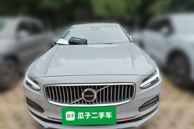 Used Volvo S90 2023 B5 Zhiyuan Luxury Edition Front