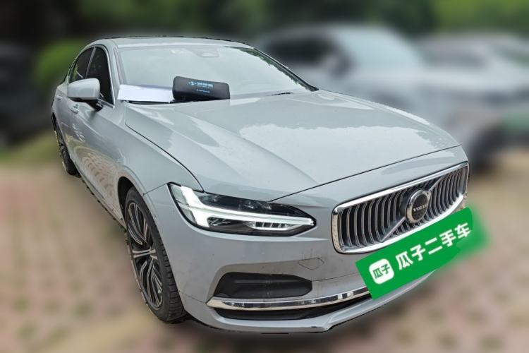 Used Volvo S90 2023 B5 Zhiyuan Luxury Edition Front Right 45 Deg