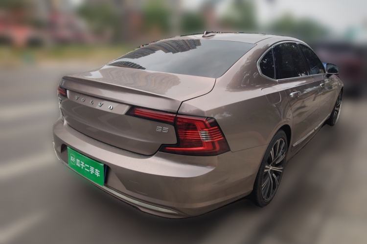 Used Volvo S90 2023 B5 Zhiyuan Luxury Edition Rear Right 45 Deg